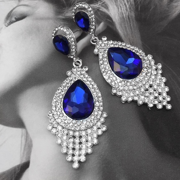 Jewelry - Blue Faceted Crystal Chandelier Event Earrings Jewelry - Blue Faceted Crystal Chandelier Event Earrings